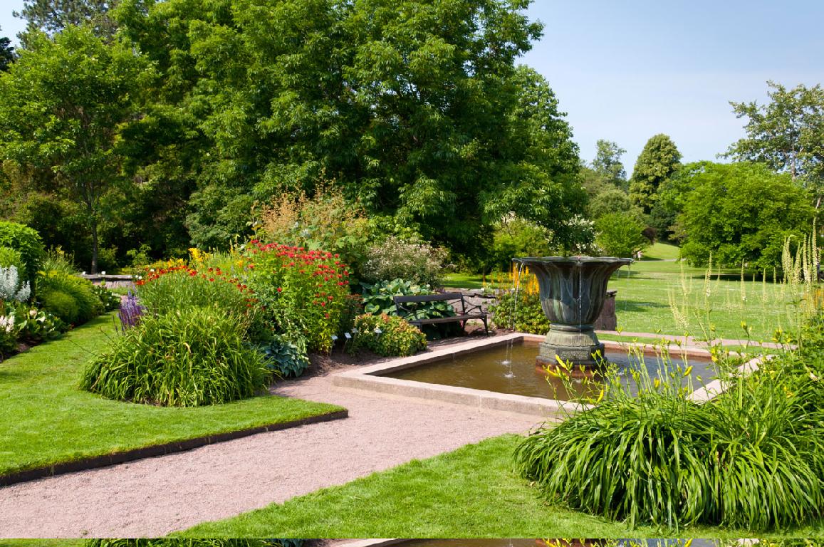 Square pond lined with a box-welded pond liner